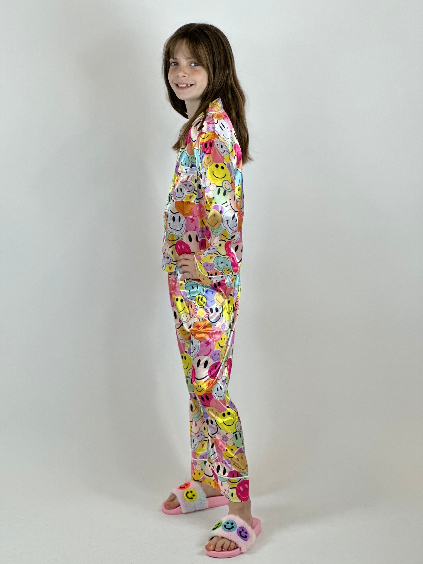 All the fun smiles Lounge Set