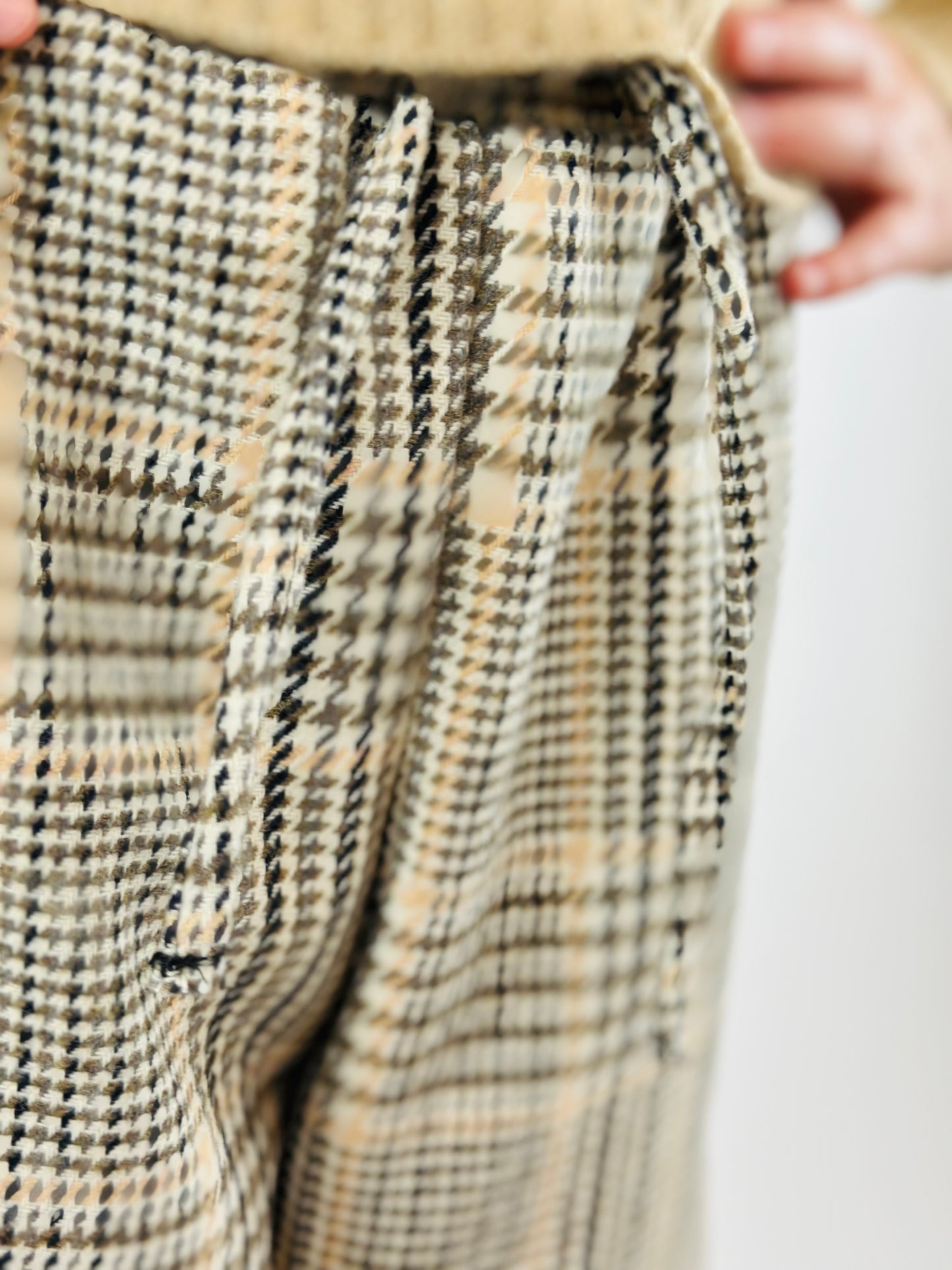 Hounds Tooth Short with Drawstring