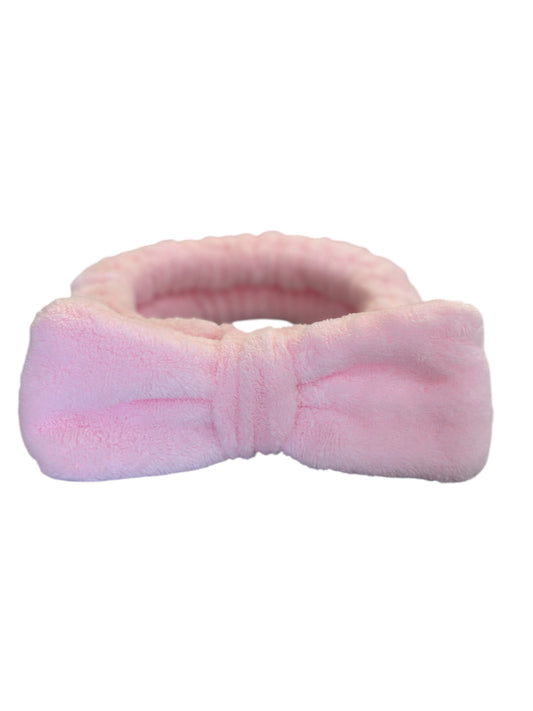 GRWM - Lt. Pink Bow