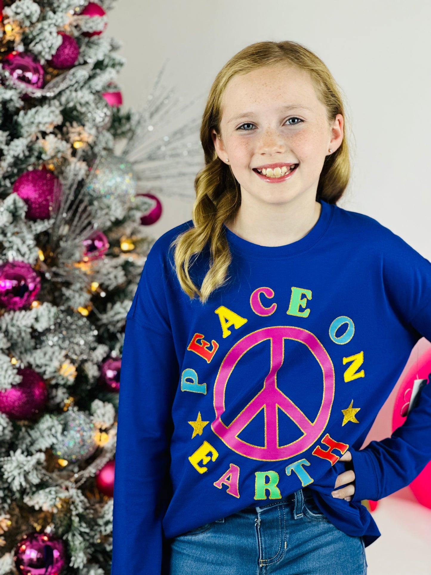 Peace on Earth Glitter Long Sleeve Graphic Tee