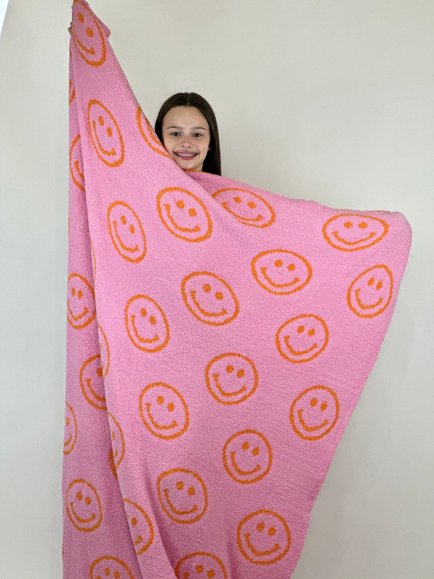 Smiley Plush Throw - Pink/Orange