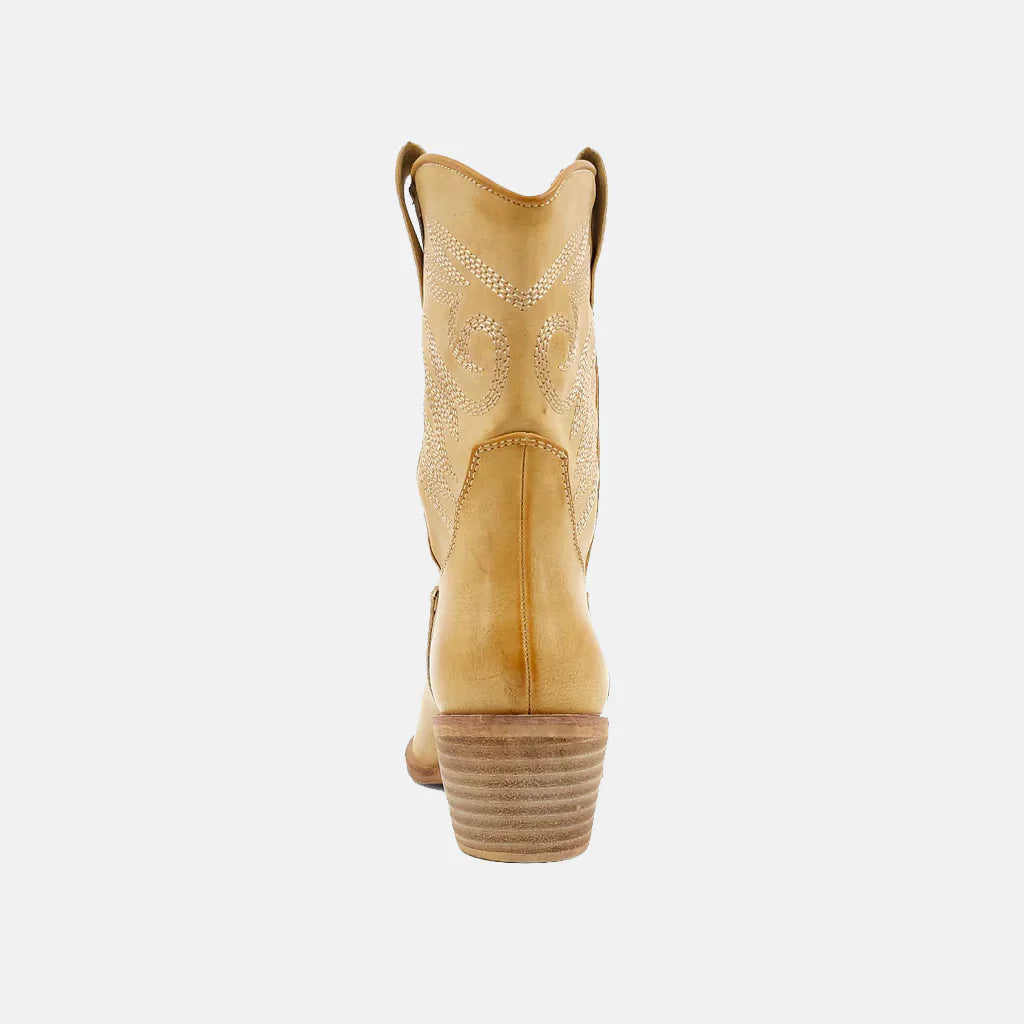 Zahara Cowboy Boot - Natural (youth sizing)